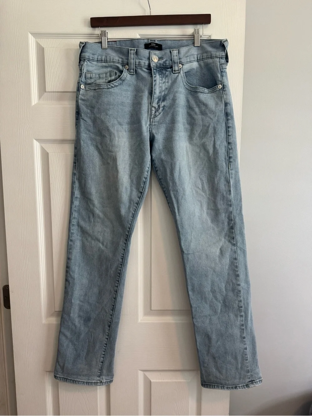 True Religion Ricky Relaxed Straight Leg Jeans Size 33...Waist 33